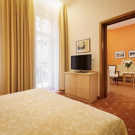 Hotel Venus à Karlovy Vary Extérieur photo