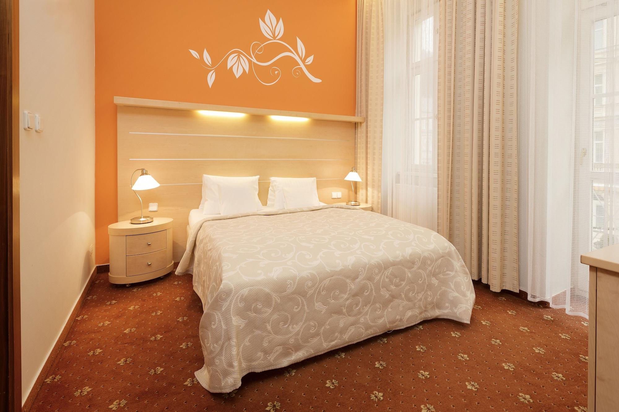 Hotel Venus à Karlovy Vary Extérieur photo