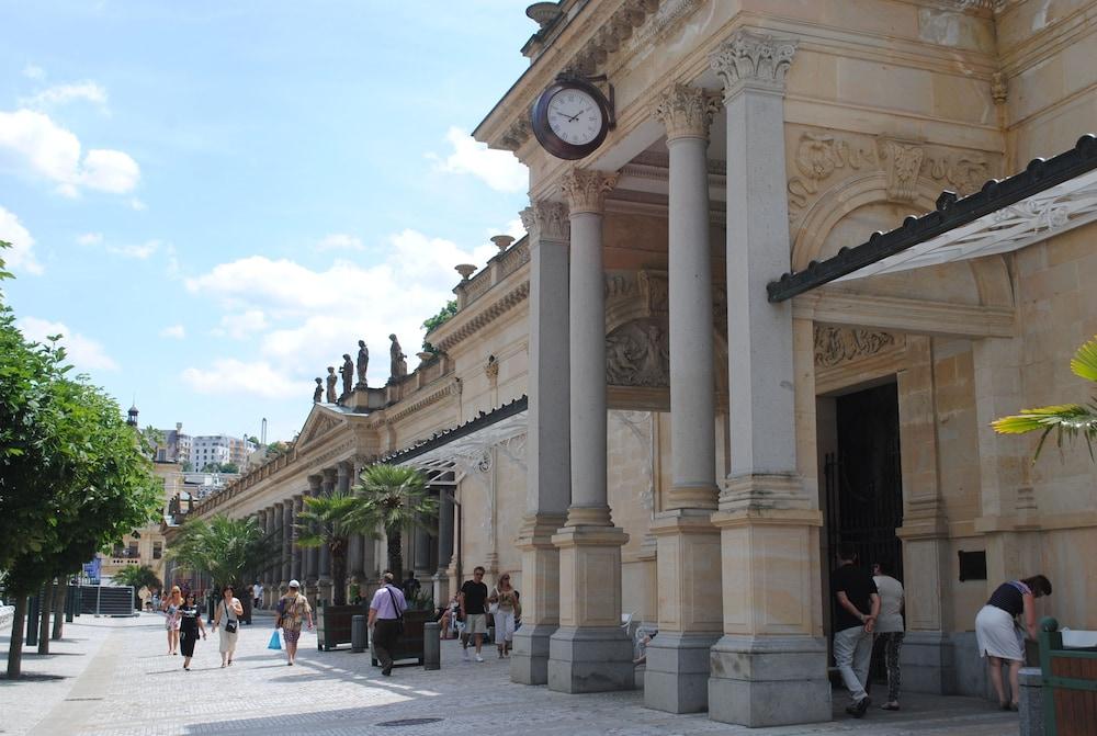 Hotel Venus à Karlovy Vary Extérieur photo